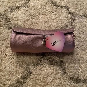 It Cosmetics Travel Brush Roll